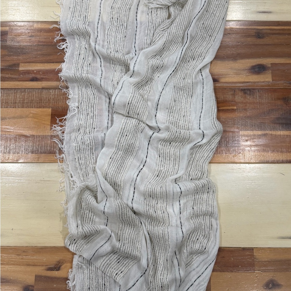 Elegant Cream Striped Scarf